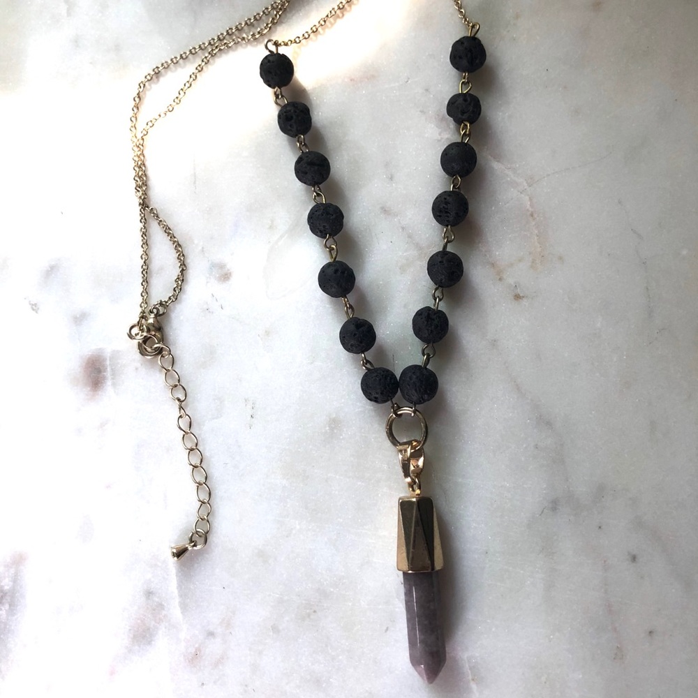 Diffuser bead necklace